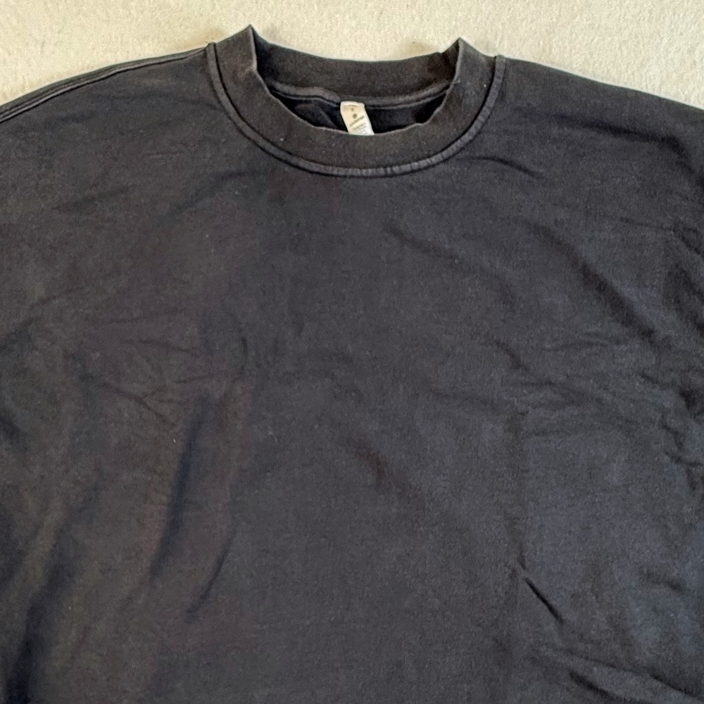 Lululemon Perfectly Oversized Crew Women 6 Graphic Sleeve Pullover Stretch Black